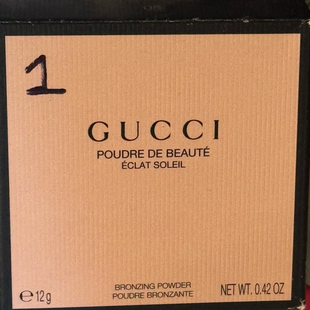 Gucci Poudre De Beauté Éclat Soleil in 05